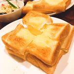 談妃留 - バニラトースト(^^)バニラアイスとトースト合いますね！