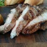 COLT agingbeef&grill - もち豚肩ロース肉のグリル