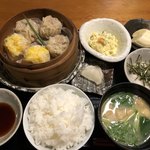 食彩美酒 やしま - しゅうまい定食 830円