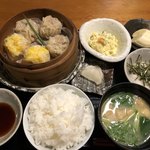 Shokusai Bishu Yashima - しゅうまい定食 830円