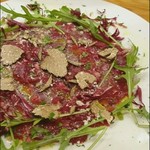カサレッチョ - 馬肉のカルパッチョ(トリュフをかけてもらいました)