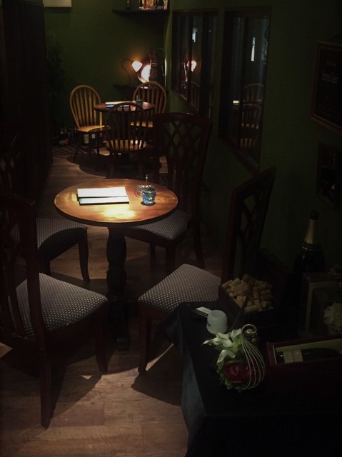 Public Bar Familiar 青森｜古川のカジュアルバー