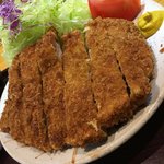 Tonkatsu Taketei - わらじカツとの呼名も相応しい風貌