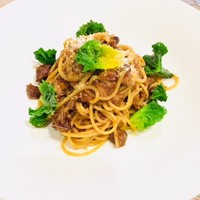 リナシメント - 豚肉赤ワイン煮パスタ