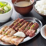 Beef nakaochi and Kagoshima pork short Yakiniku (Grilled meat) yakiniku set meal