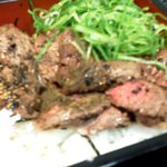 焼肉ダイニング　神蔓 - ハラミステーキ重ｗｗボリューム満点ｗ