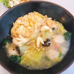 かりん亭 - 料理写真:海鮮あんかけチャーハン