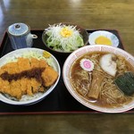 かずのや食堂 - ラーメン＋ソースかつ丼