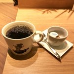 俺のBakery&Cafe 松屋銀座 裏 - ブレンドコーヒー580円