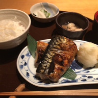 伊豆の旬 やんも 丸の内店 - 