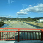 魚吉 - 修善寺駅行きバスの車窓から見た「かの川」