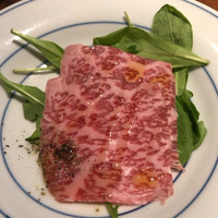 THE 雪月花 - 生ハムとルッコラ、生ハムと言うより生肉の雰囲気