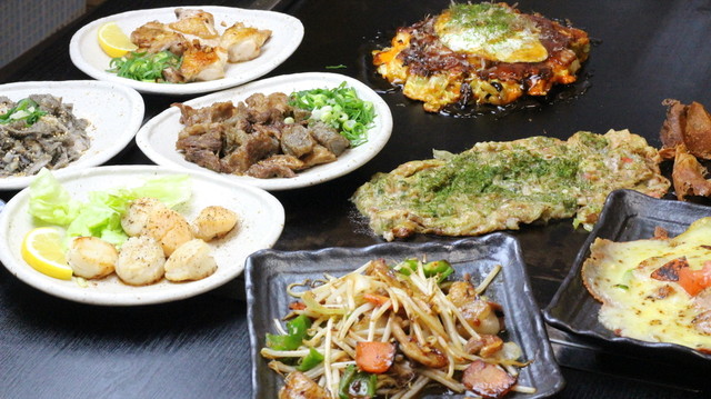 Okonomi House Yakiyaki Tei Hirano Honten photo 3