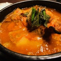 百済 - 鉄鍋グツグツ、やけど注意！