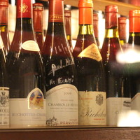 ボトル赤 8,800 yen〜