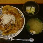 おふくろの味 3・5食堂 - 北海道産豚肉の豚丼