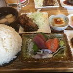 ♪金さん得々日替り定食（日本昔話盛り）￥880