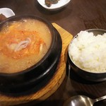 韓国料理 豚肉専門店 福ブタ屋 - 海鮮純豆腐チゲ