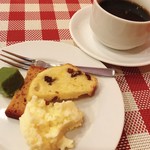 ビストロ アオキ - デザートとコーヒー