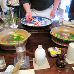 比良山荘 - 鍋は料理人が担当(2017.12月上旬)