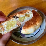 パン家アストレア - 【2018年1月27日】いもカシュー(200円)