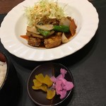 桃源 - 酢豚定食税込950円♤酢豚美味し〜〜です(^^)♡