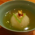 日本料理 たかむら - 百合根饅頭。蕩けるような味わい。