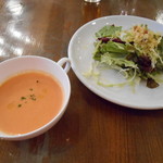 イタリア料理とワインのお店 Kimura - スープ&サラダ(*´∀｀)