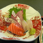 季楽亭 - お刺身は新鮮でとても美味しかったです。