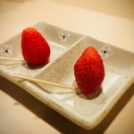 焼鳥 おみ乃 - 苺