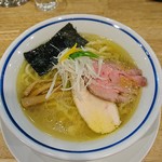 手打式超多加水麺 ののくら - 中華そば　塩 750円