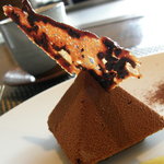 鉄板焼 心 - ミルクチョコレートの軽いムース 