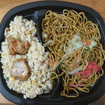 デイリーヤマザキ - ⑬唐揚げチャーハンとソース焼きそば