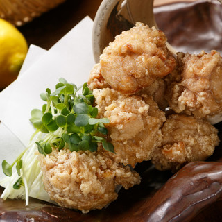 日本唐揚協会から2年連続で《金賞》を受賞した唐揚！