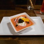 トラットリア ビオラ - 郡築トマトのズッパ ブッラータチーズとキャビア(*´∀｀)