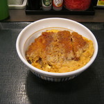 なか卯 - ｢カツ丼｣です｡