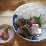 海さくら - 刺身盛り、ヒラメ、マグロ、太刀魚、サワラのたたき