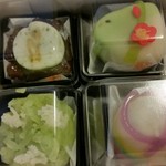 文銭堂本舗 新橋店 - ２月の上生菓子。