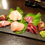 鶏料理ひとりひとり - 鶏お刺身盛り合わせ