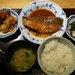 旬菜・旬魚 なかむら - サバ味噌煮定食