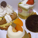 アカシエ 浦和店 - 4アイテム（フラム・パッション、サントノーレ・タヒチ、トリュフ・アズュール、プランタン）