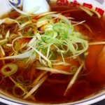 表参道 火風鼎 - ラーメン(ネギトッピング)