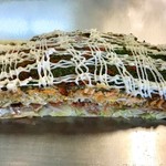 お好み焼き 八昌 - 断層写真。美しい構造だ。