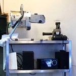 お好み焼き 八昌 - 謎なマシーン。右は鉄板を磨くツールのように見えるが。