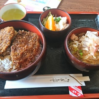 芦原温泉駅でおすすめのグルメ情報をご紹介 食べログ