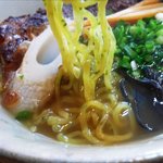 風遊斎 - 薬膳すばのヨモギとウコン麺