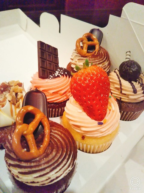 ヤムカップケイクス Yum Cup Cakes 天竜川 洋菓子 その他 食べログ ヤムカップケイクス Yum Cup Cakes 天竜川 洋菓子 その他 食べログ