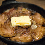 豚小家 - 2018.2 黒豚カルビのガーリックバター焼き（680円）