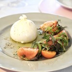北野クラブアネックス - ■生クリームを包んだモッツァレラチーズ フレッシュトマトと季節のフルーツ 