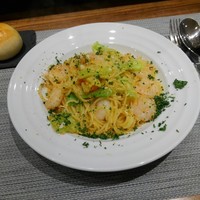 トラットリア イル レガーロ - 小小海老と春キャベツのスパゲティ、ドルチェ、ドリンク付 1300円（税別） 